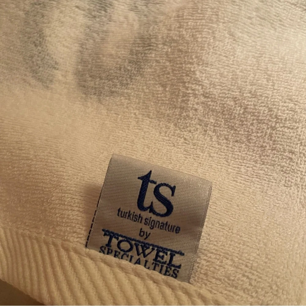 Sweetgreen Turkish Spirit Towel New York Marathon 2025